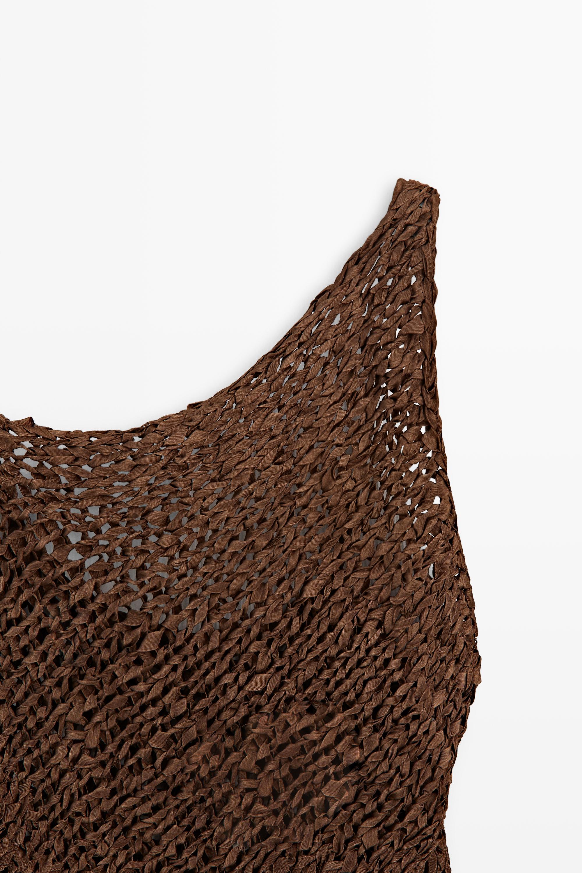 Open-knit asymmetric top - STUDIO