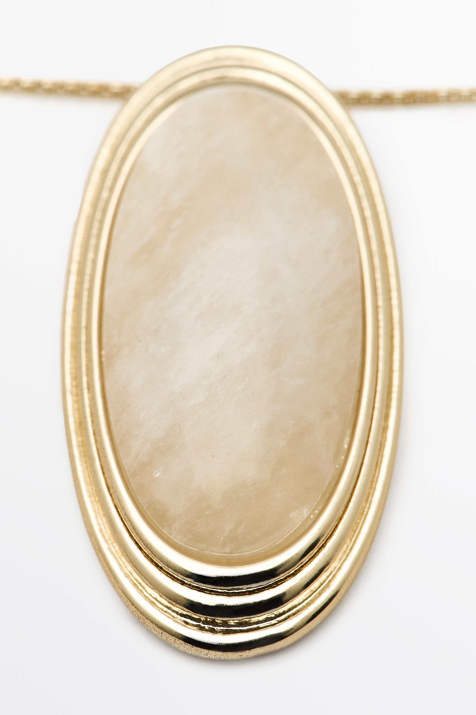 Collier pendentif pierre de quartz ovale