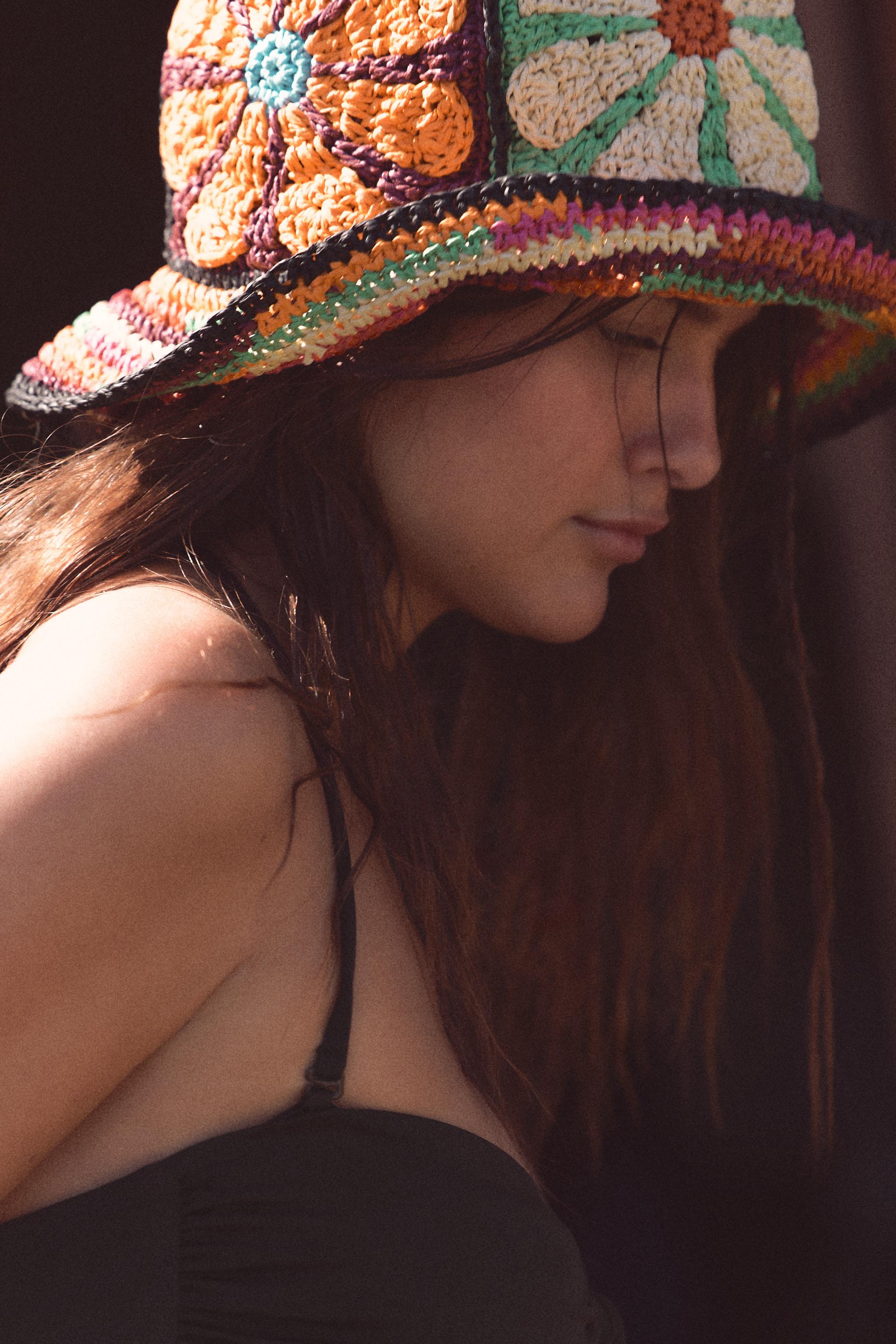 FLORAL PRINT BUCKET HAT — Multicolored (alternate view)