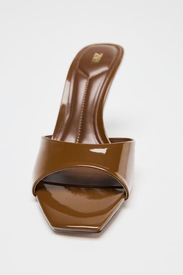 MULES À EFFET VERNI - Marron de Zara - Image 3