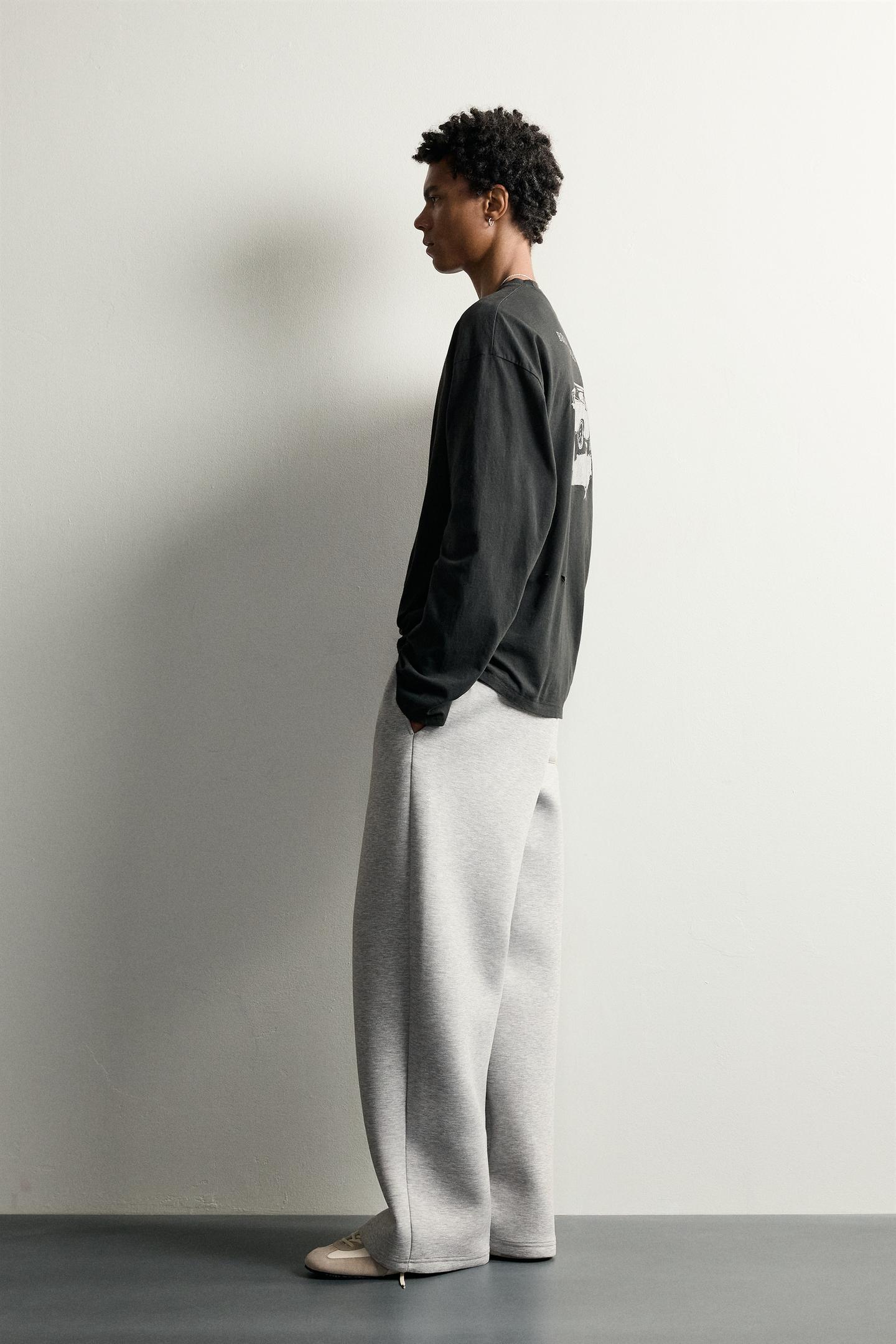 Мужская футболка Zara Relaxed Fit Distressed Effect Printed, цвет: Чёрный — фото 4