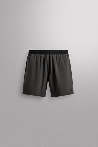 SHORT BASIQUE ENTRAÎNEMENT - Gris anthracite de Zara - Image 5