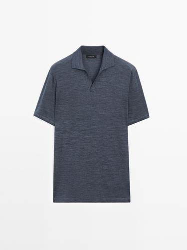 Polo punto cuello pico - Azul eléctrico de Zara