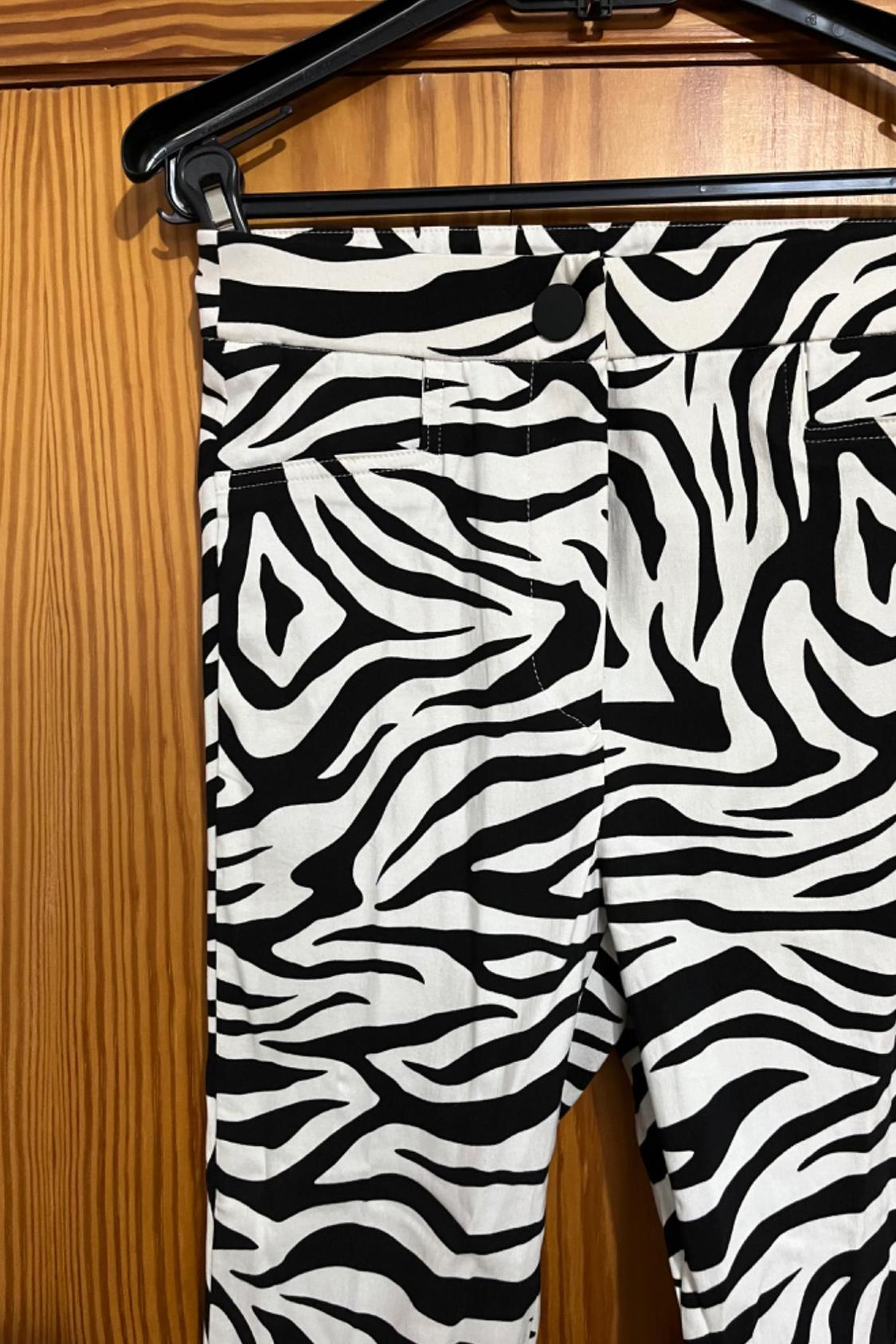 ANIMAL PRINT LEGGINGS - Image 3