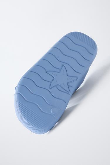SANDALES EN CAOUTCHOUC À BOUCLES - Bleu de Zara - Image 6