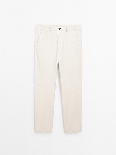 Pantalon slim texturé - Sable de Zara