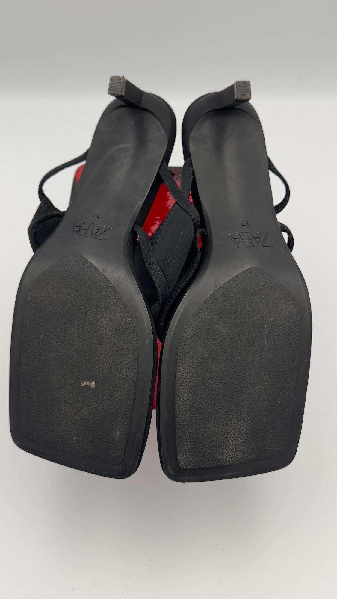 HIGH HEELED STRAP SANDALS - Image 2