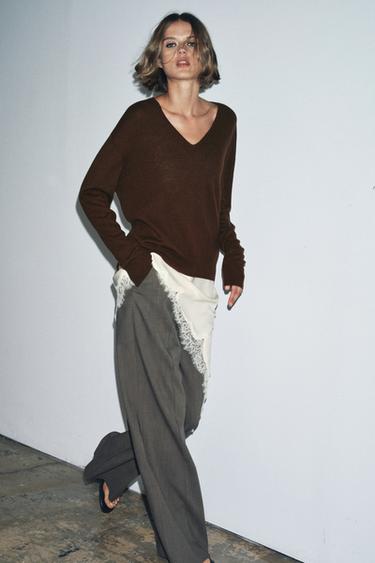 100% EXTRA-SOFT WOOL V-NECK JUMPER - Brown by Zara