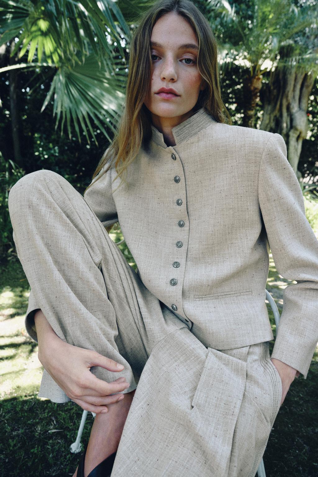 PLEATED BLAZER ZW COLLECTION