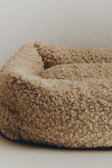 FAUX SHEARLING PET BED - Beige by Zara