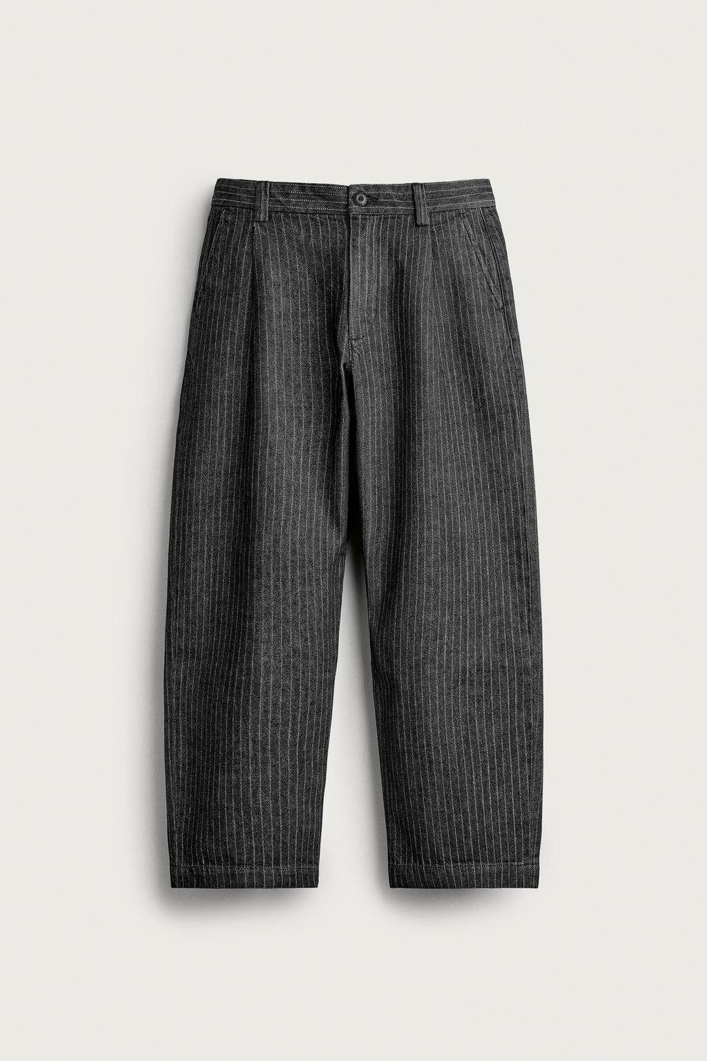 RELAXED FIT PLEATED CHINO TROUSERS