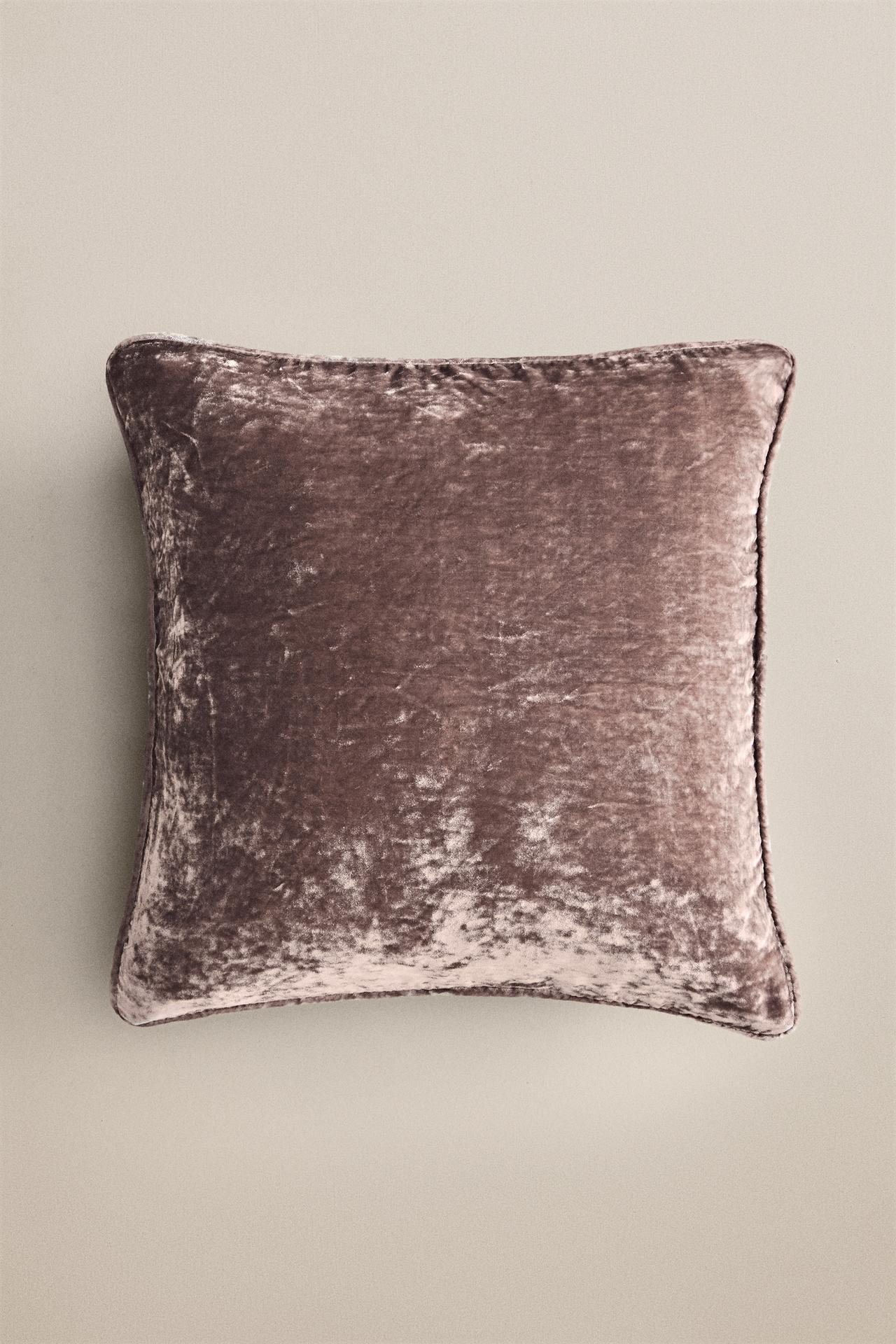 VELVET CUSHION COVER — Light pink