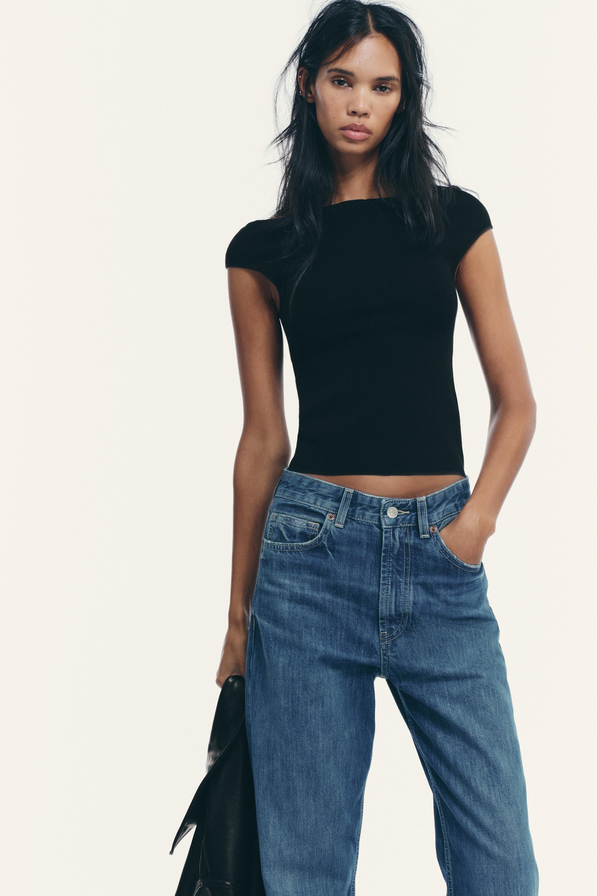 TOP Z DEKOLTEM W ŁÓDKĘ Z GŁADKIEJ DZIANINY - Czarny | ZARA Polska