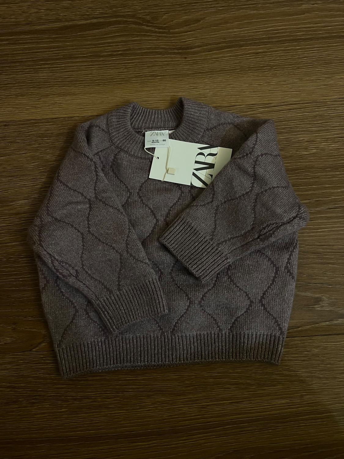QUILTED KNIT SWEATER
