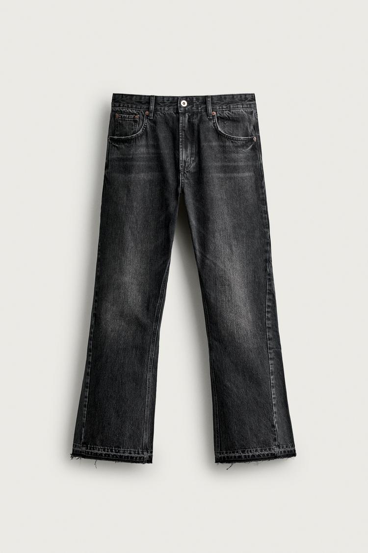 FLARE FIT JEANS