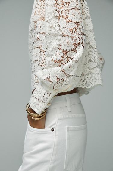 TOP ENCAJE MANGA LARGA - Blanco de Zara