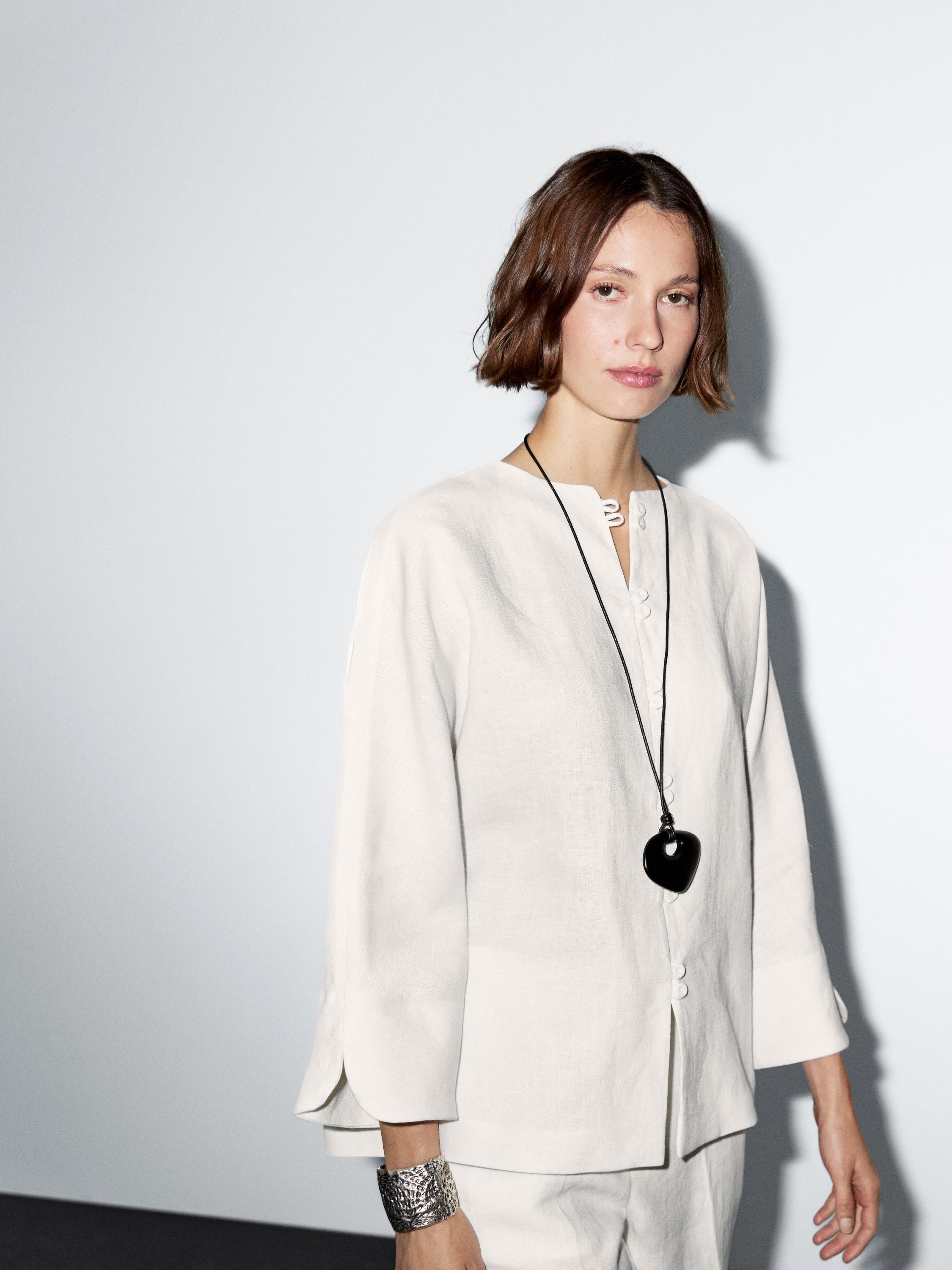 100% linen kimono with button detail