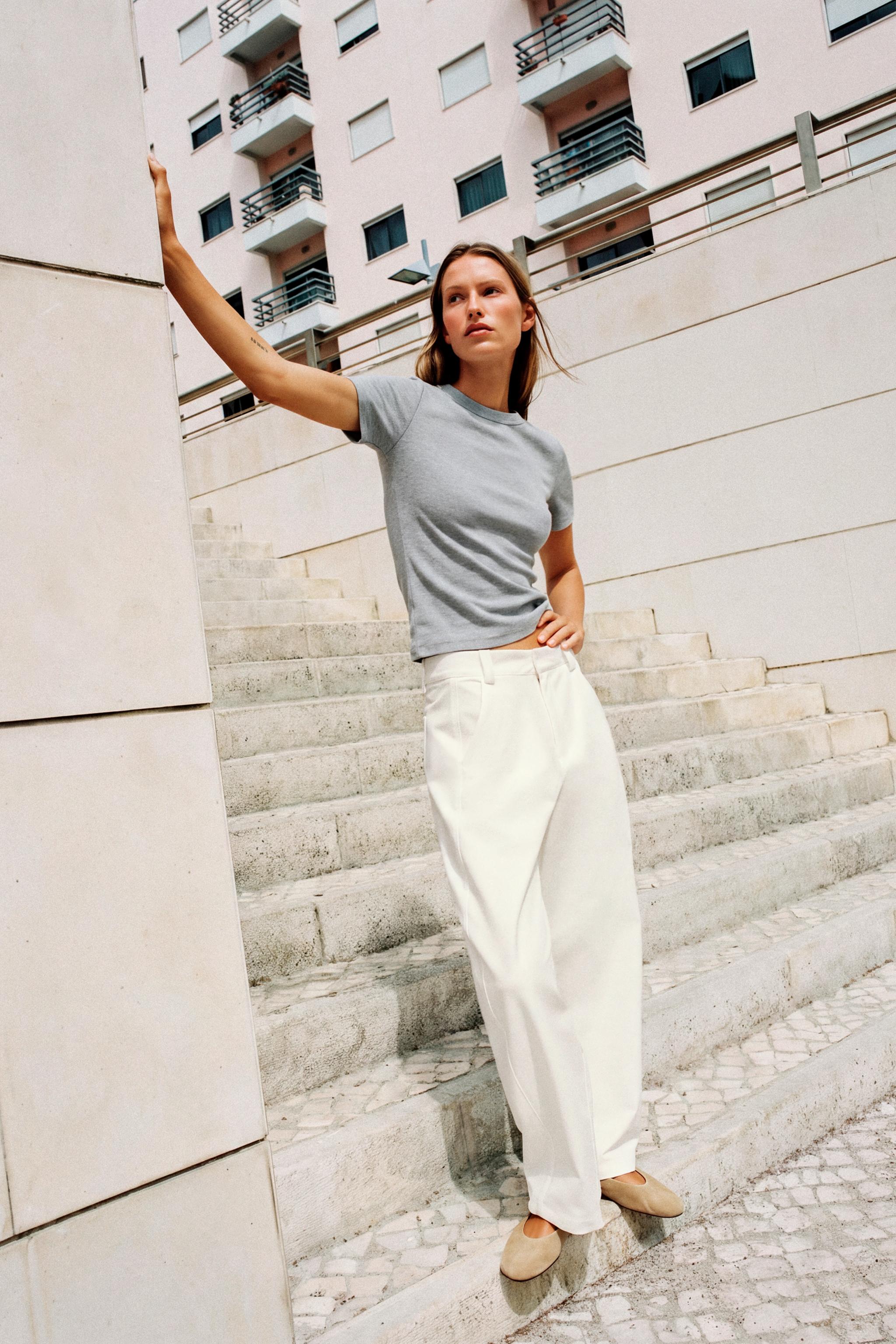 SOFT-TOUCH KNIT TOP — Gray