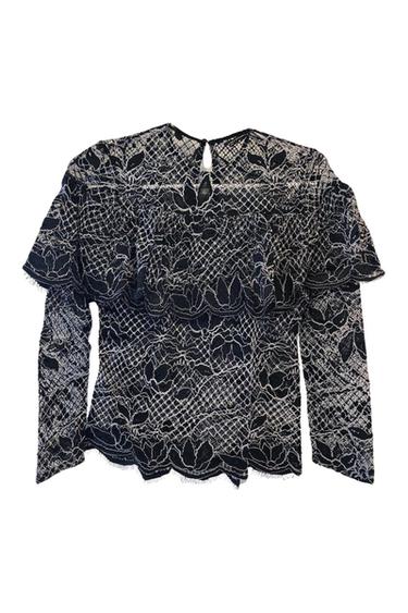 BLACK RUFFLED LACE UP TOP