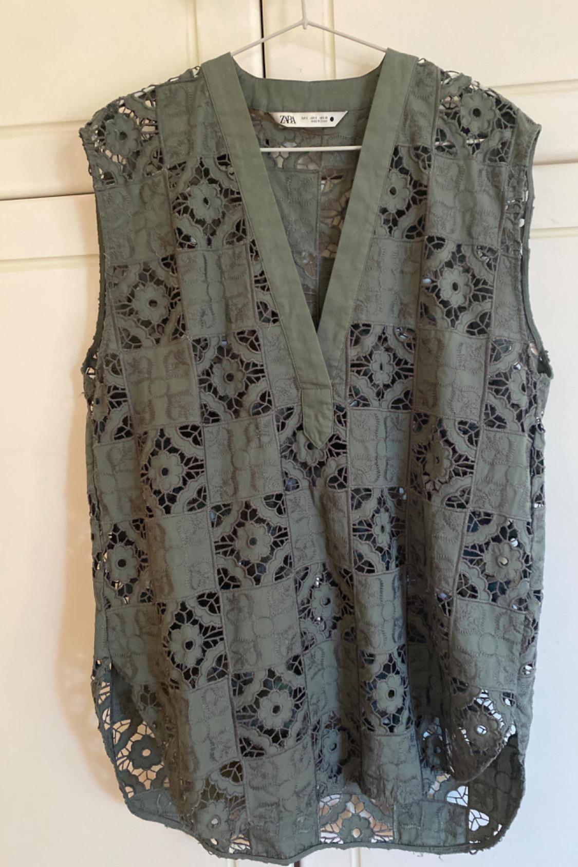 CUTWORK EMBROIDERY TOP