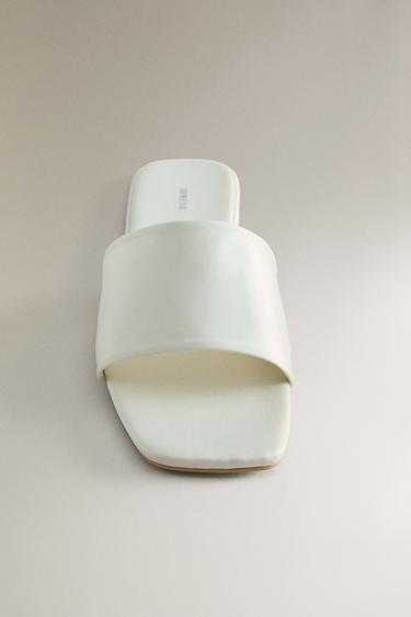 PANTOUFLES À BOUT OUVERT SATIN - Beige de Zara - Image 4