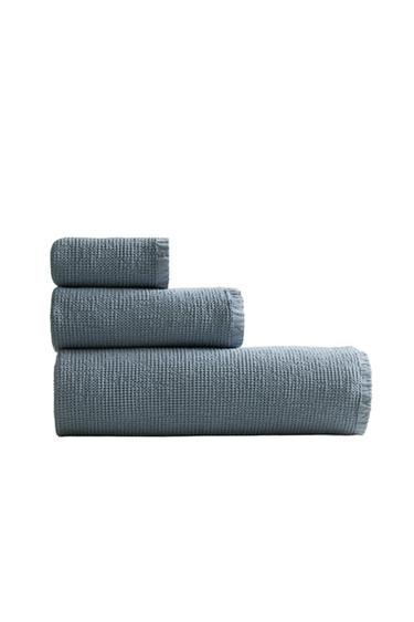 MINI WAFFLE BATH TOWEL - Light blue by Zara