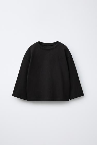 CAMISETA BÁSICA CORAZÓN BORDADO - Negro de Zara