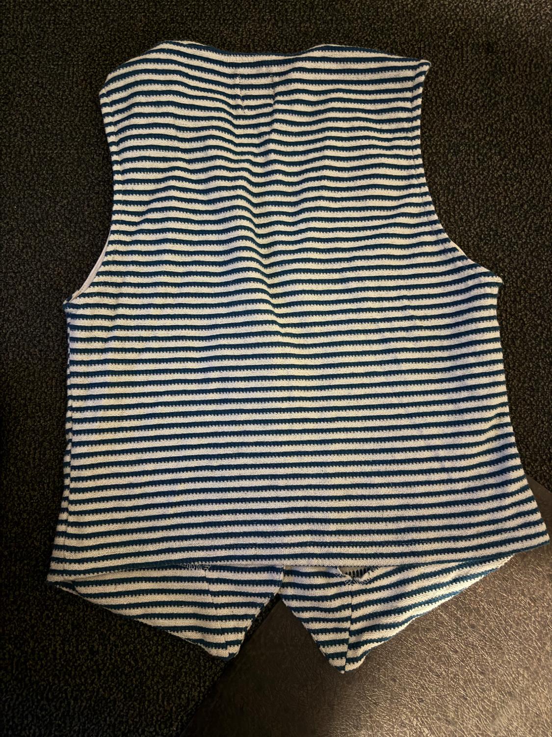 TEXTURED JACQUARD VEST - Image 2