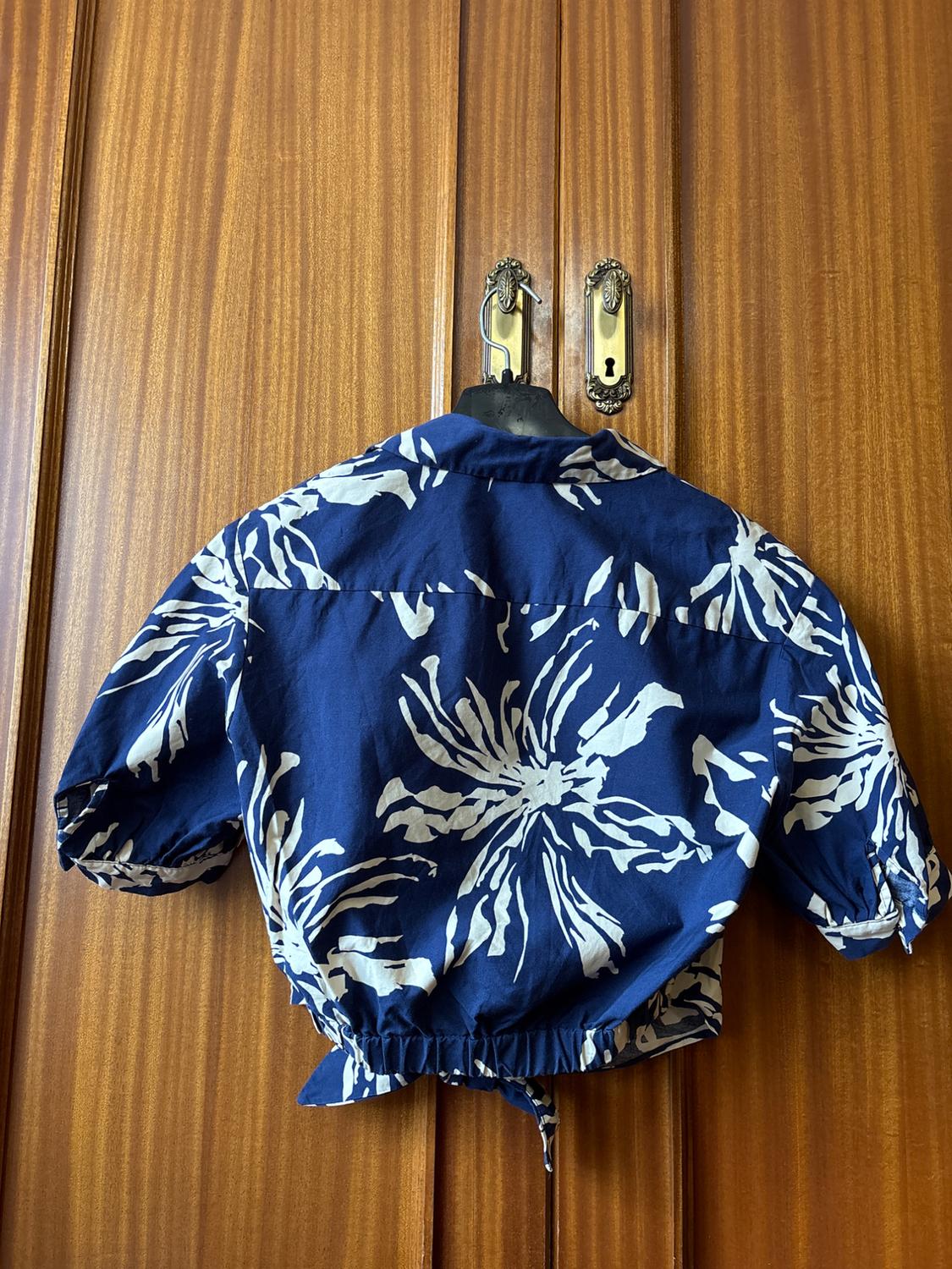 PRINTED BLOUSE WITH KNOT - Image 2