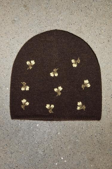 FLORAL EMBROIDERED KNIT BEANIE HAT - Brown by Zara - Image 0