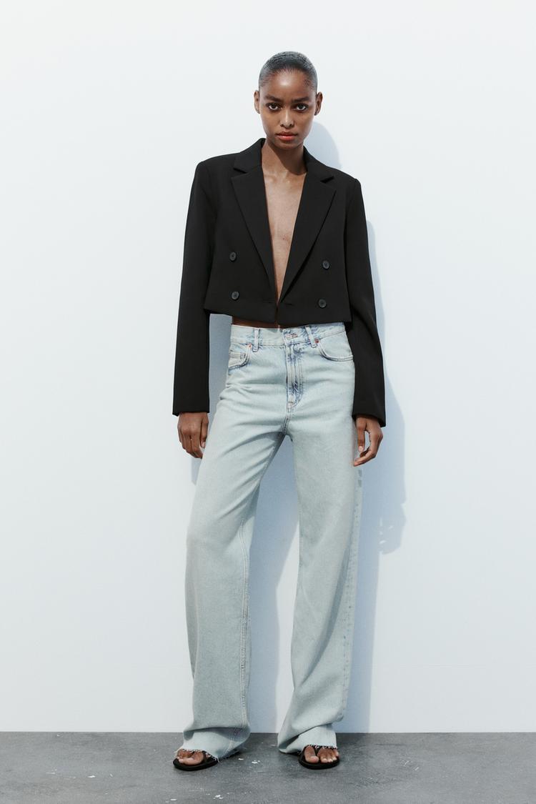 Ular barcha teshiklarda gozal ayolni sikadilar