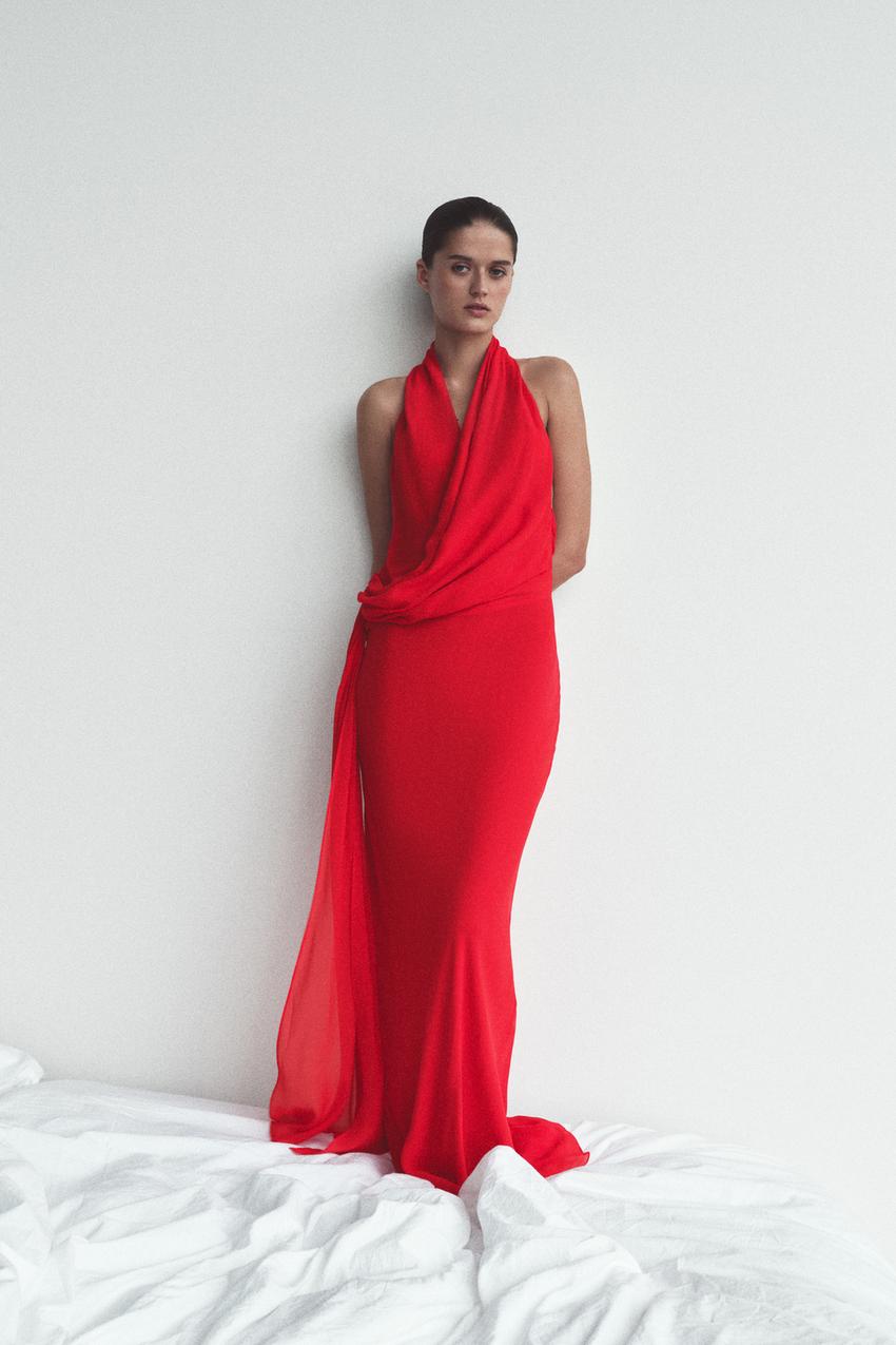 HALTER DRESS 100% VISCOSE FLOWY NECKLINE - Red | ZARA United States HALTER DRESS 100% VISCOSE FLOWY NECKLINE - Red | ZARA United States