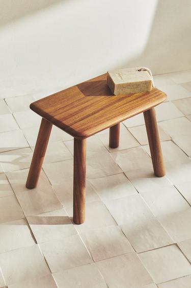 BEVELLED ACACIA STOOL - Brown by Zara