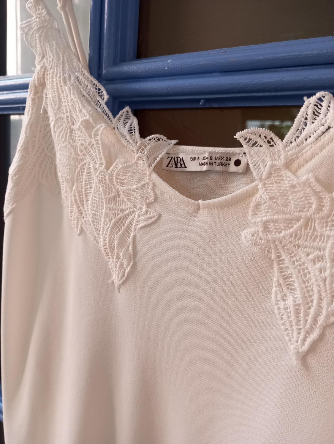 LACE-TRIMMED CAMISOLE TOP - Image 3