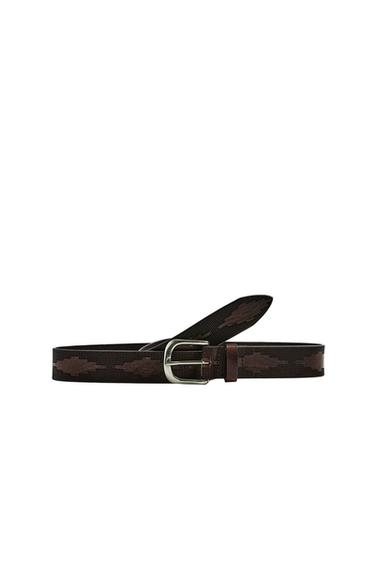 CINTURÓN PIEL GRABADA - Marrón oscuro de Zara