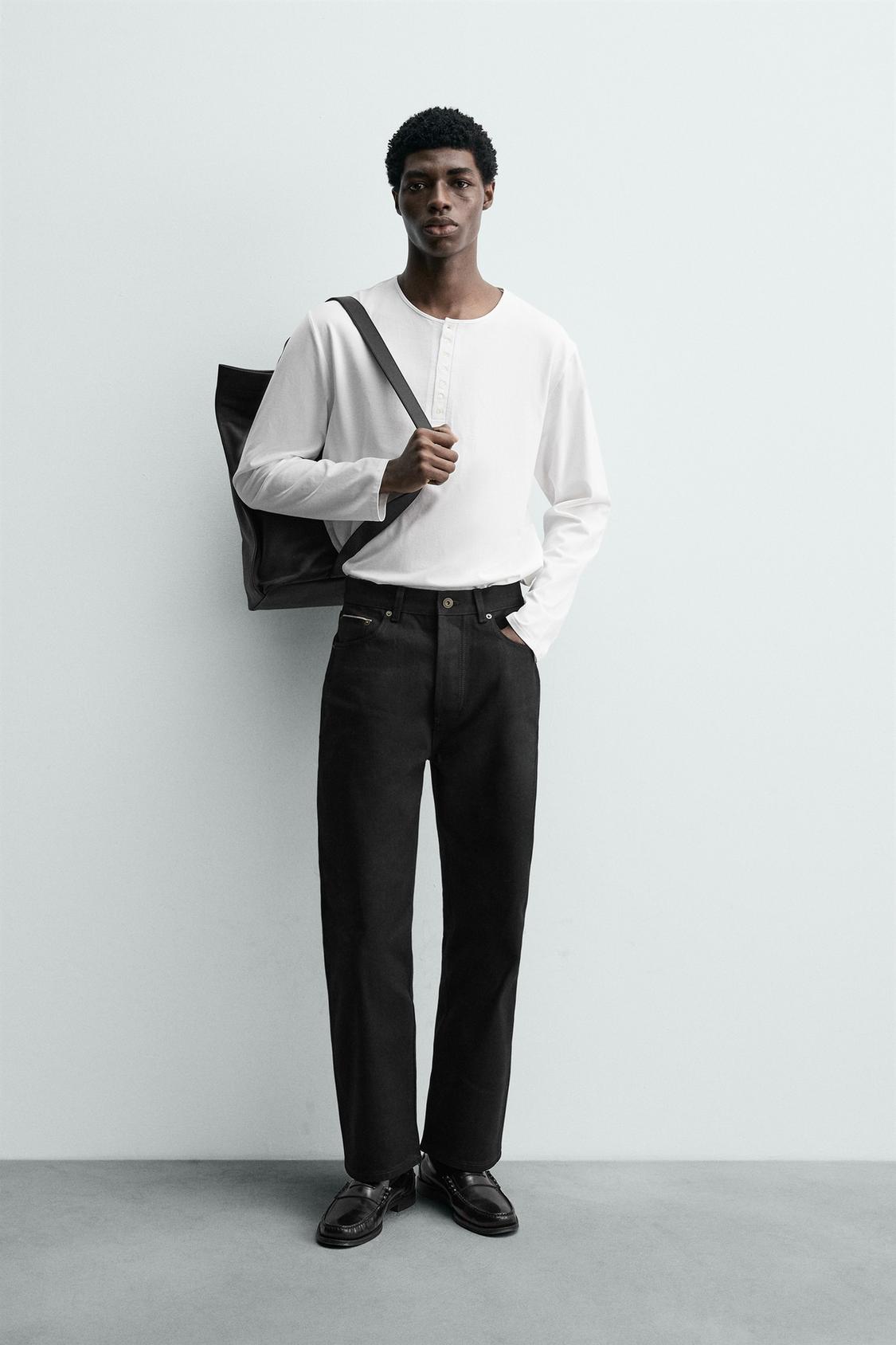 РАСКЛЕШЕННЫЕ ДЖИНСЫ ZARA С ВЫРЕЗАМИ ПО КРАЯМ