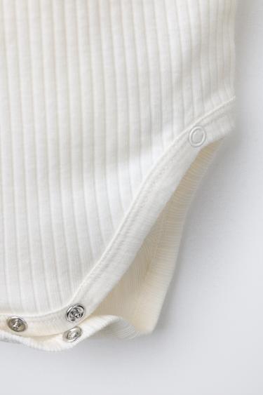 LOT DE TROIS BODYS COL KIMONO OISEAUX - Kaki foncé de Zara - Image 3