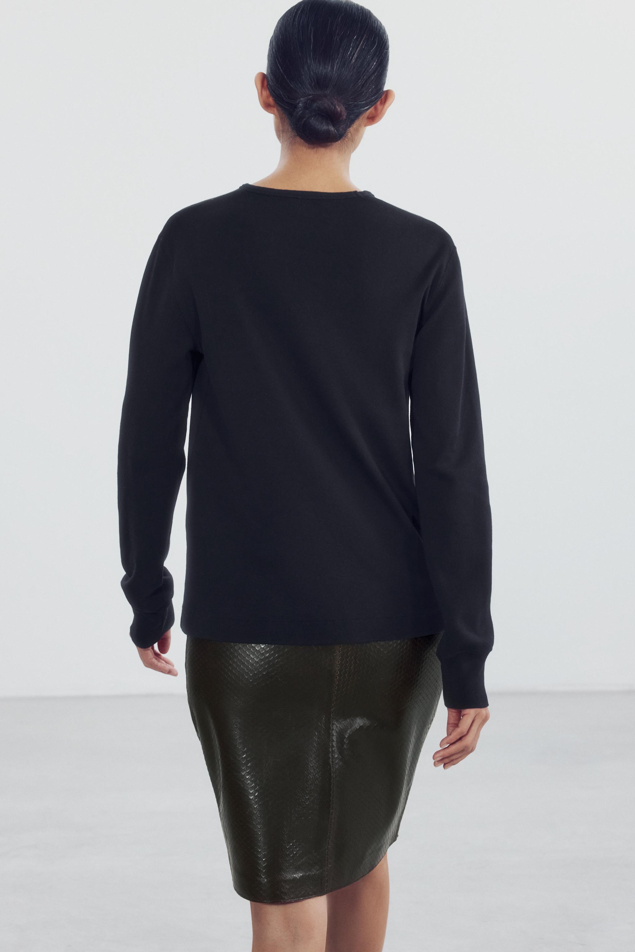 LONG SLEEVE T-SHIRT