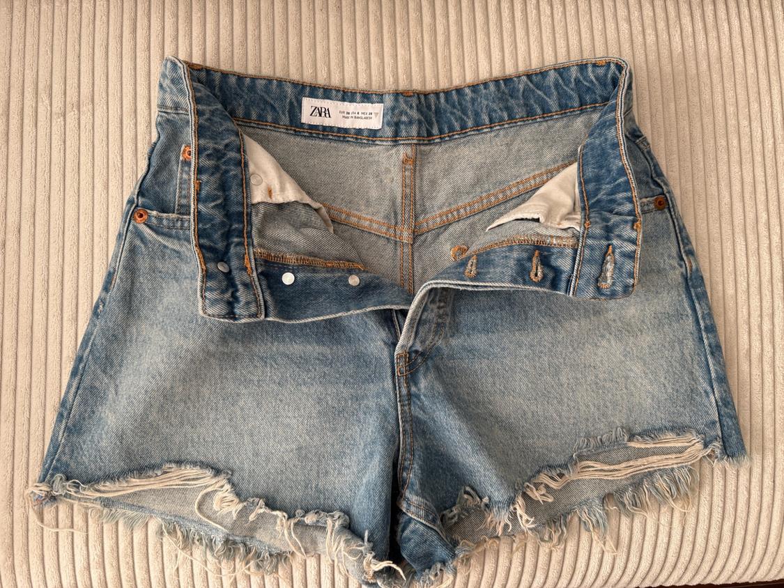 TRF HIGH-WAIST DENIM RIPPED SHORTS - Image 5