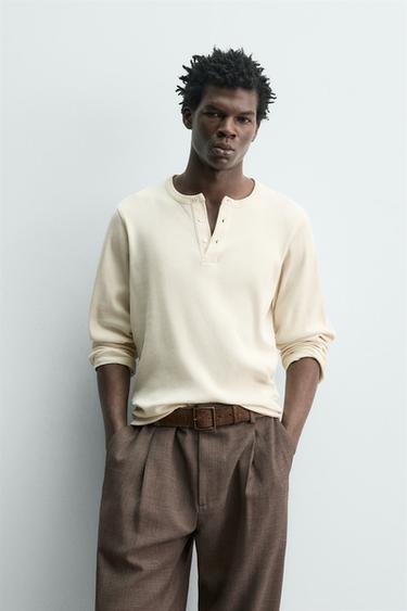 Zara 羅紋紐扣領 T 恤 - 裸色