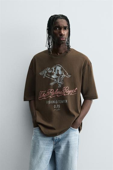CAMISETA RELAXED FIT ESTAMPADOS - Oliva oscuro de Zara