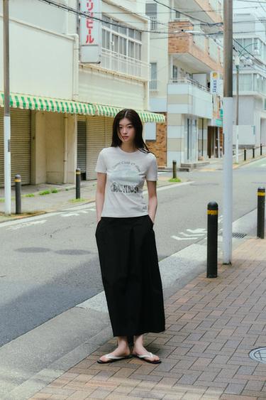 GUNS N¨ROSES®Ｔシャツホワイト0ZaraのGUNS N¨ROSES®Ｔシャツ - ホワイト - 画像 0