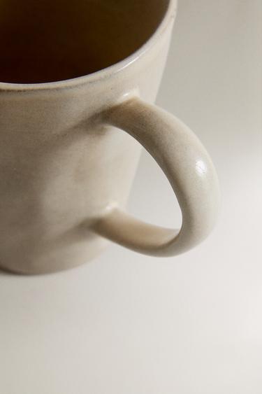 TASSE EN GRÈS IRRÉGULIÈRE - Gris taupe de Zara - Image 2