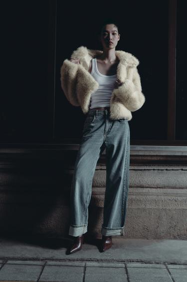 Zara 短版人造皮草大衣 - 淺米色