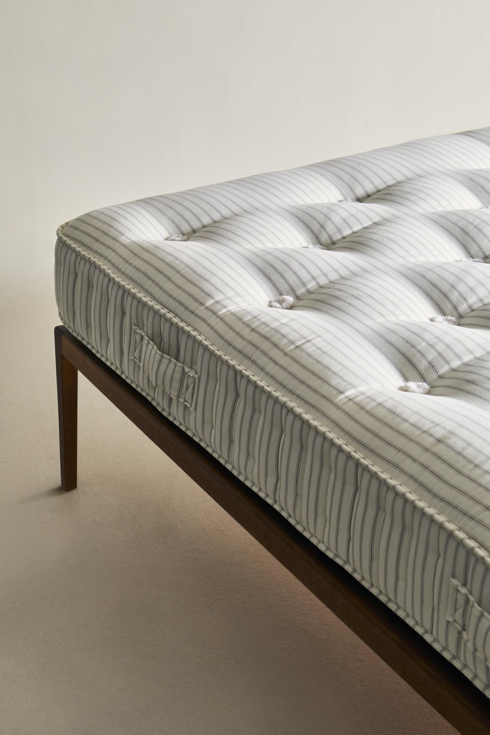 HARRISON SPINKS MATTRESS — Ecru