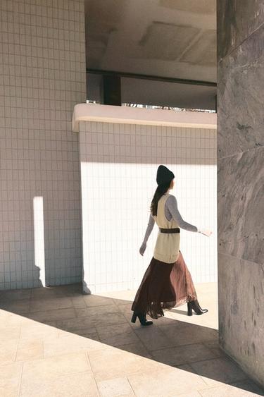 LACE GODET SKIRT - Dark brown by Zara