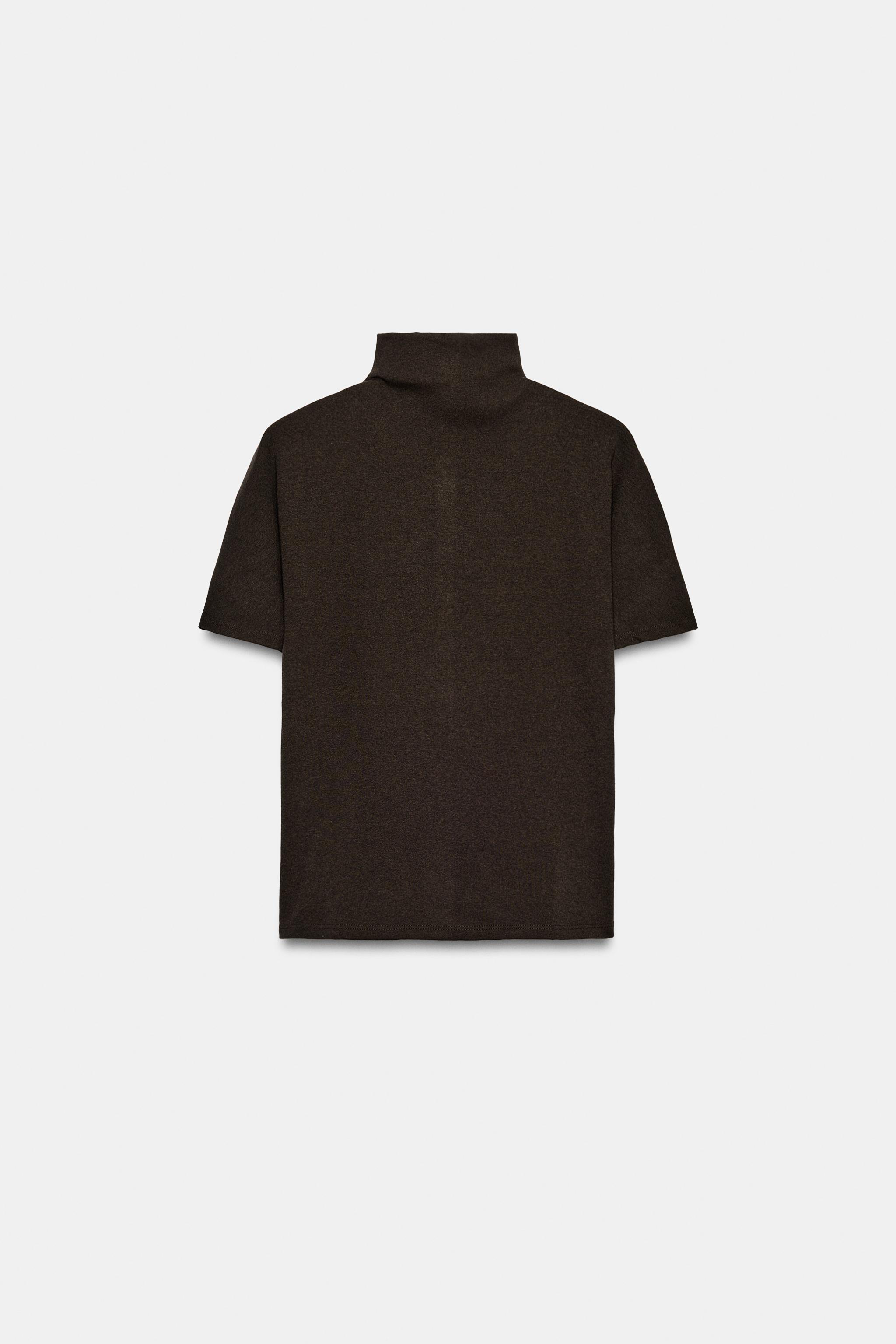 Женские футболки Zara BUTTONED STAND-UP COLLAR T-SHIRT — фото 5