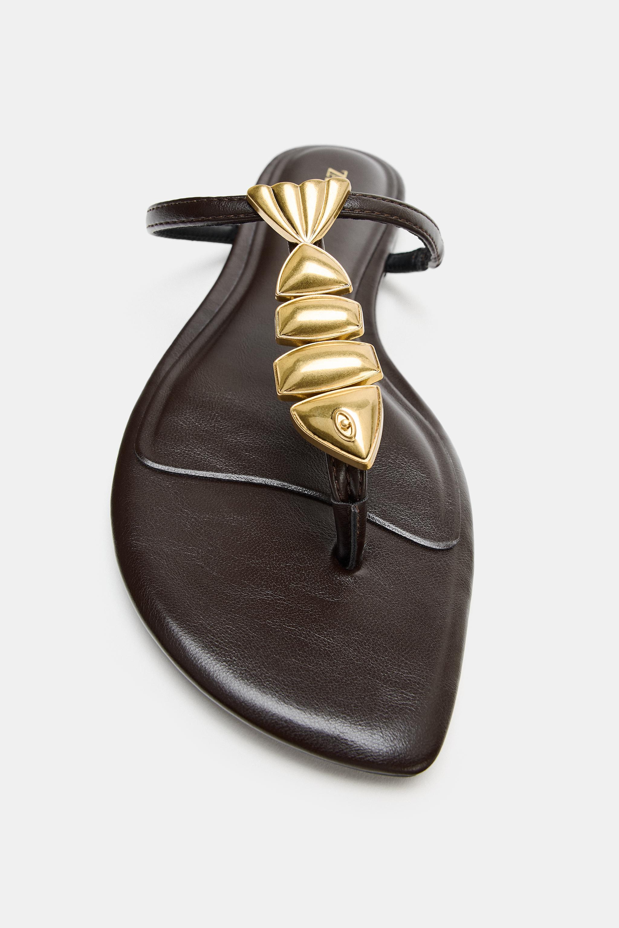 Женские сандалии Zara FISH APPLIQUÉ FLAT SANDALS — фото 4