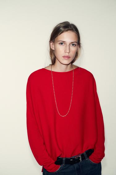 PULL AVEC LAINE CORPS CAPE - Rouge de Zara