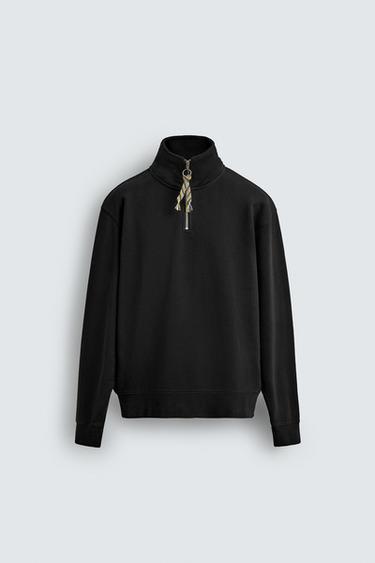 SUDADERA CUELLO CREMALLERA CINTA AARON LEVINE X ZARA - Negro de Zara